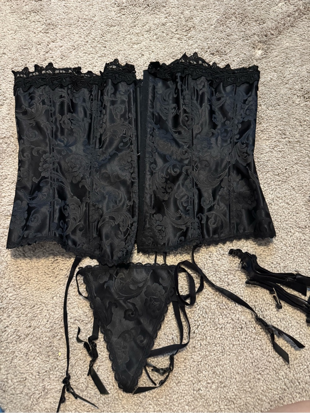 Fredrick’s of Hollywood Vintage Black Lace Jacquard Corset Set - Women Intimates